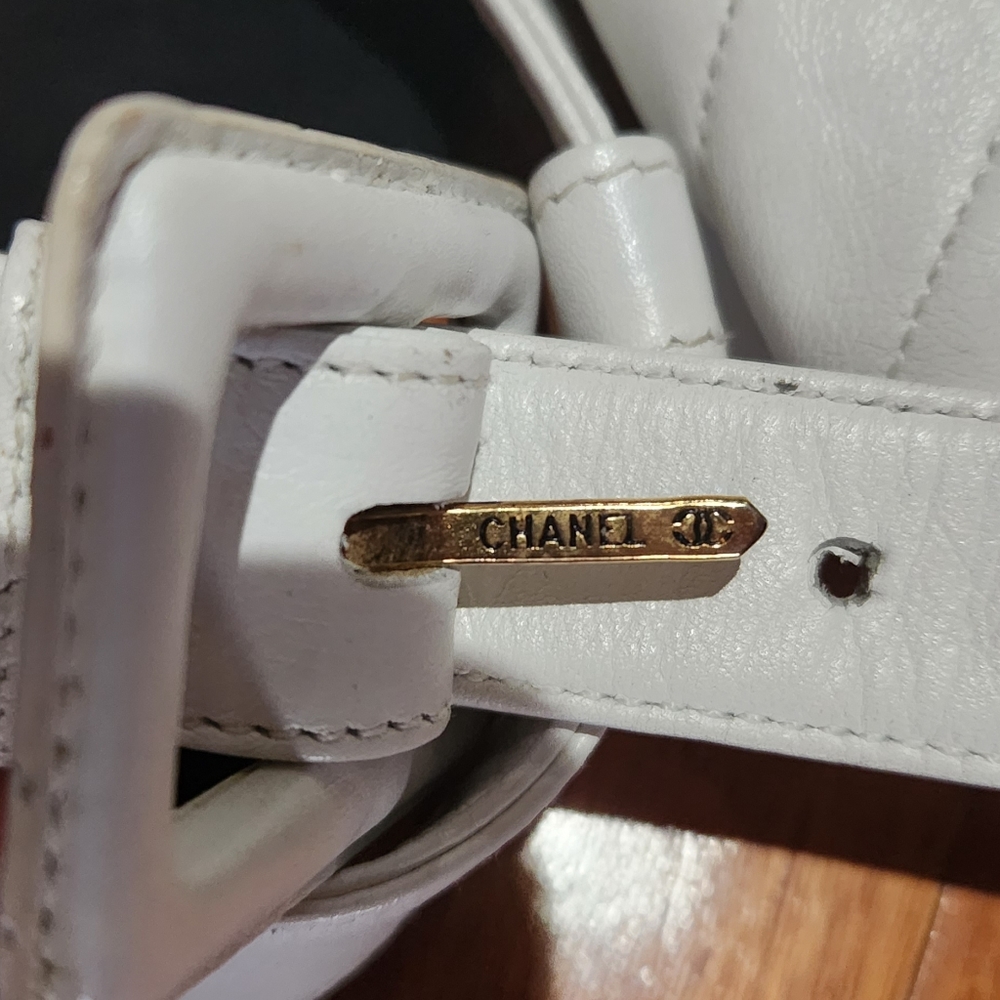 Auth Chanel Vintage Belt Bag - Picture 3 of 12